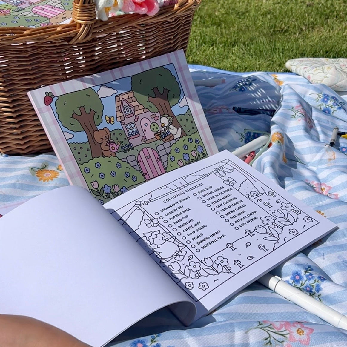 Dottie & Mabel Colouring Book
