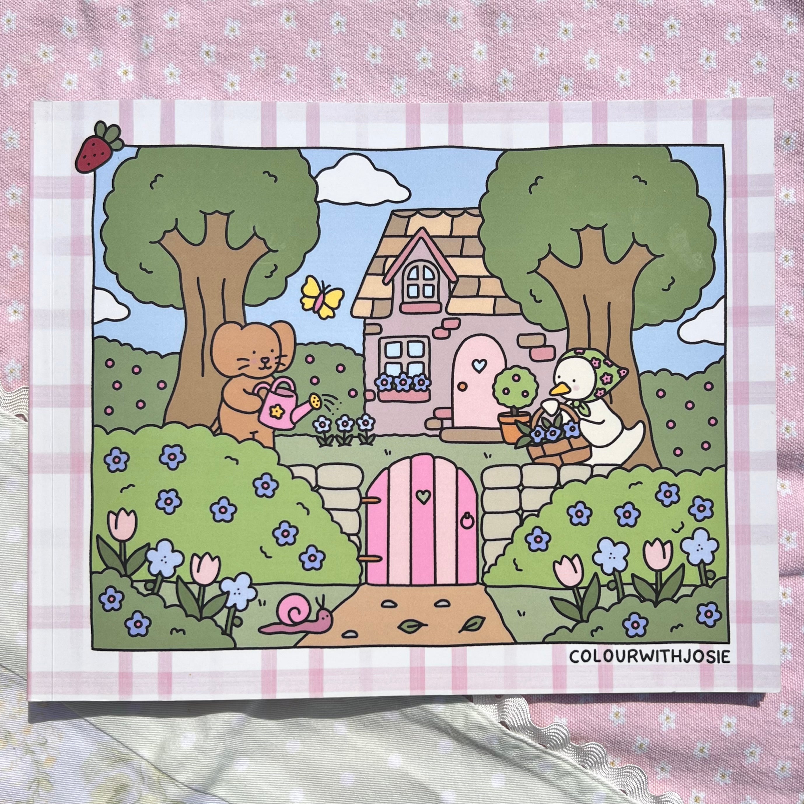 Dottie & Mabel Colouring Book
